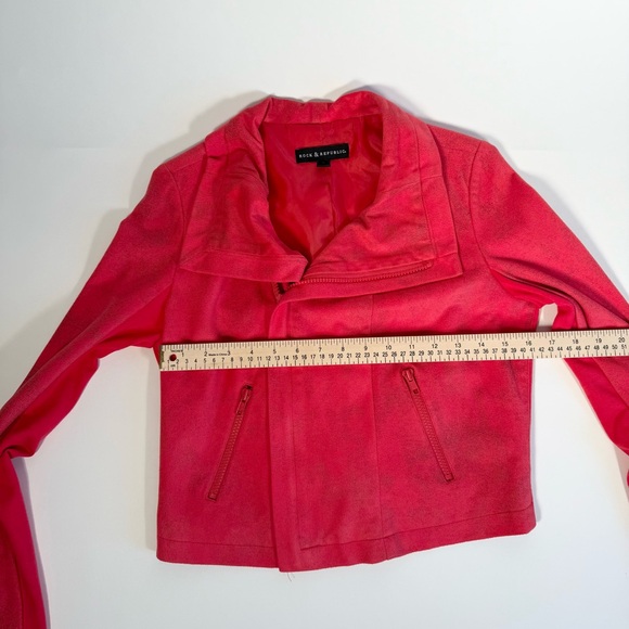 Rock & Republic Red Distressed Cropped Moro Jacket - Picture 11 of 14